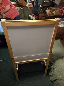 Used Easel.
