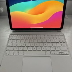 iPad 10.9 10 Generation With All Accessories 