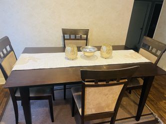 Dining Table With 4 Chairs