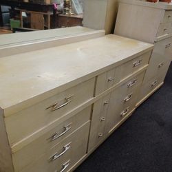 Dresser And Mirror 
