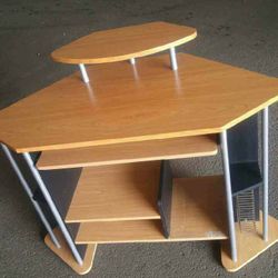 Corner Desk