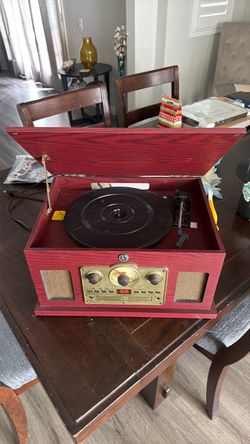 Electrohome Kingston 7-in-1 vintage-style music center