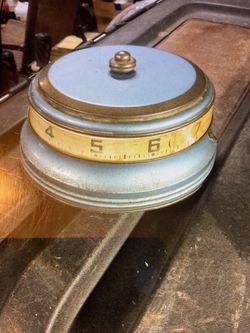 Working tape measure clock