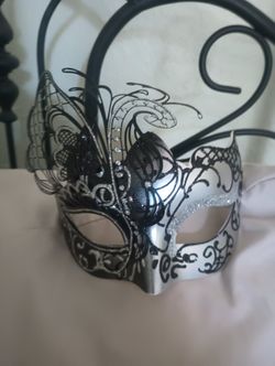 Mardi Gras Mask