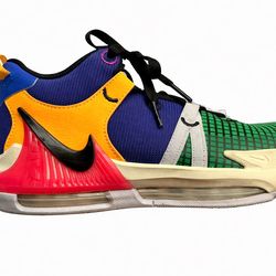 Nike Youth Sneakers Size 7Y – Colorful Athletic Shoes – Great Condition