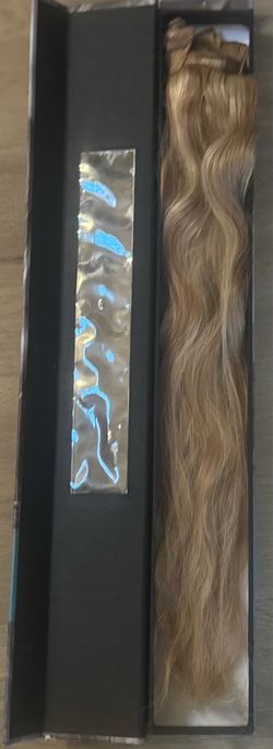 Shilo Blonde mixed Hair extensions h