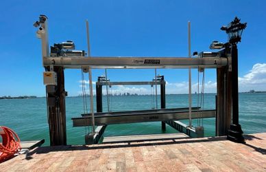 40,000 lb Boat Lift – A heavy-duty Boat Lift designed for large yachts, offshore sportfishing boats, and high-value vessels.