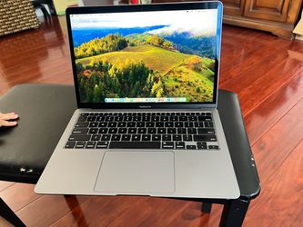 Apple MacBook Air 13” (2020) – Excellent Condition! 💻