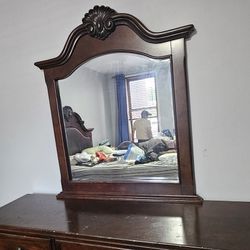Drawerdresser with  mirror
