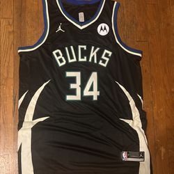 Basketball Bucks #34 Men’s Giannis Jersey Sz 54