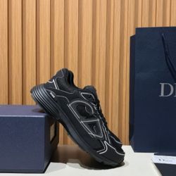 Dior B30