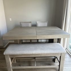 Extendable Dining Room Table 