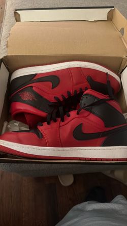 Air Jordan 1 mid