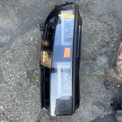 2022-24 HYUNDAI LONIQ5 RIGHT HEADLIGHT 