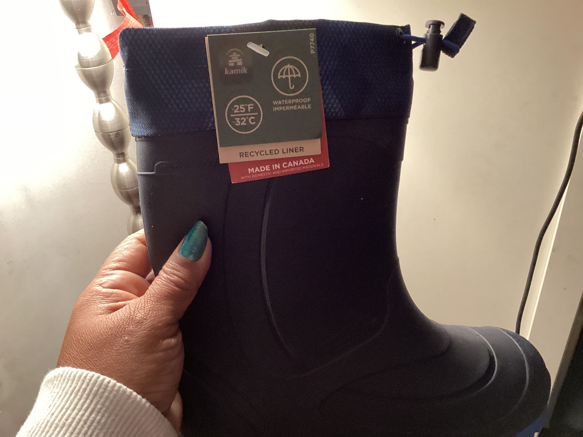 Size 2 Kids Kamik Snow Boots