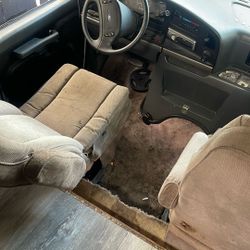 E350 Ford Coach 