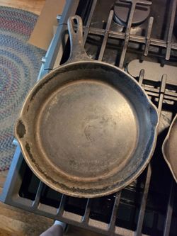 Cast iron pan. Vintage and seasoned!  #8 
Absolutely no makers mark!