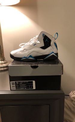 5.5Y Jordan True Flight