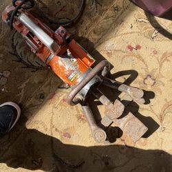 Portable rebar bender