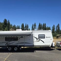 2005 Komfort 282 Bumper Pull RV 