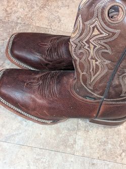 Genuine leather boots. Made in Mexico. Size 9 9.5