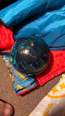 Storm Quantum Bowling Ball