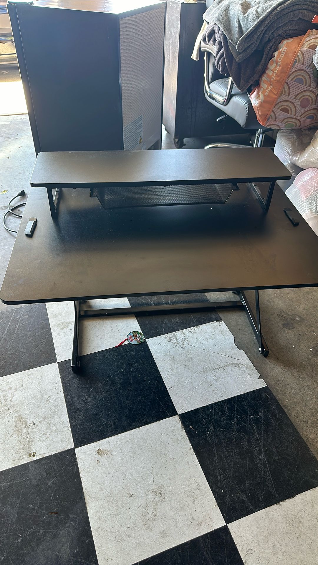 Standing Desk Adjustable Table Attach To Any Desk Or Table Manual Hydronic Lift Desk So You Can Stand Or Sit As Needed Paid $119.99 On Amazon Selling