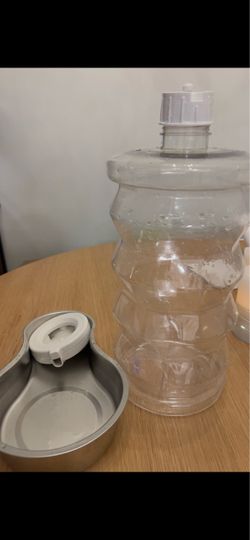 Pet water gravity filter dispenser