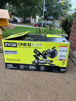ryobi 10” saw with battery