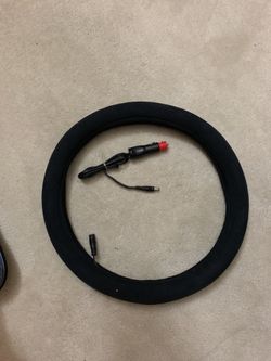 Steering wheel cover