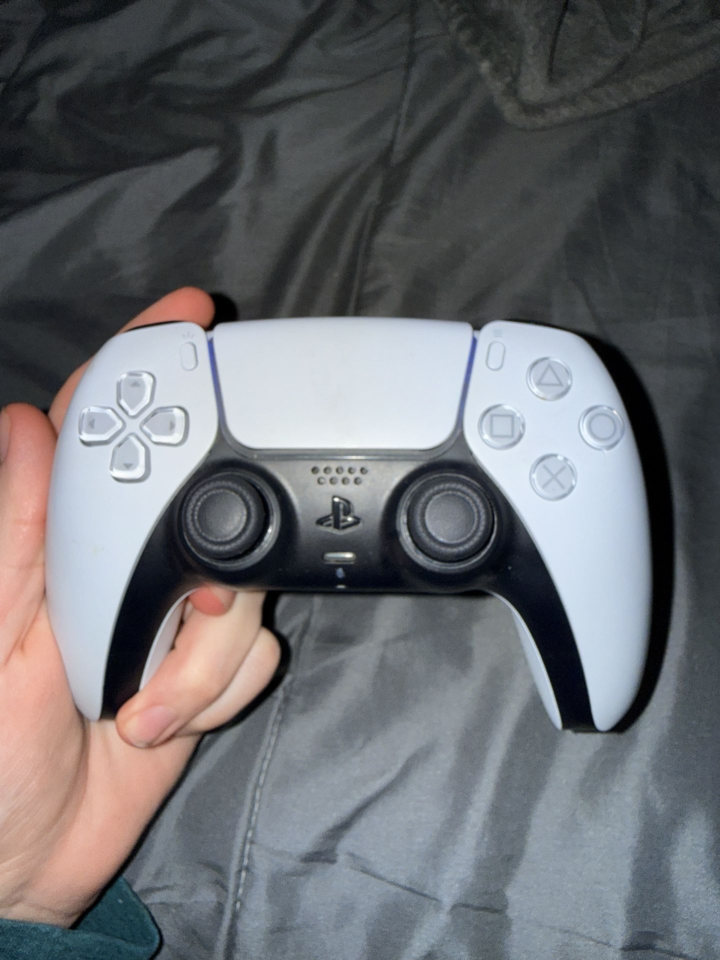 PS5 Dual sense controller
