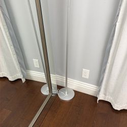 Bluetooth Light There’s 2