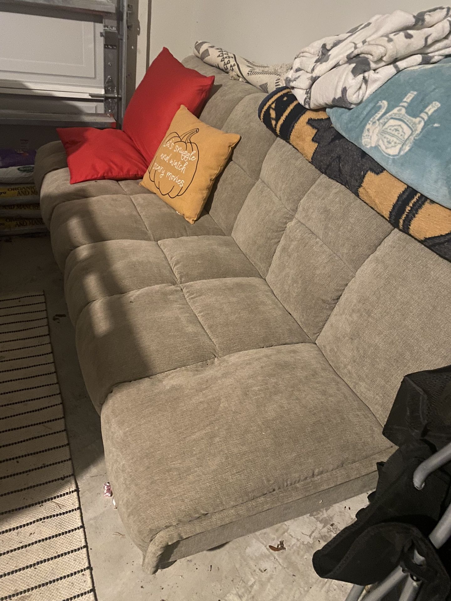 Light Green Futon