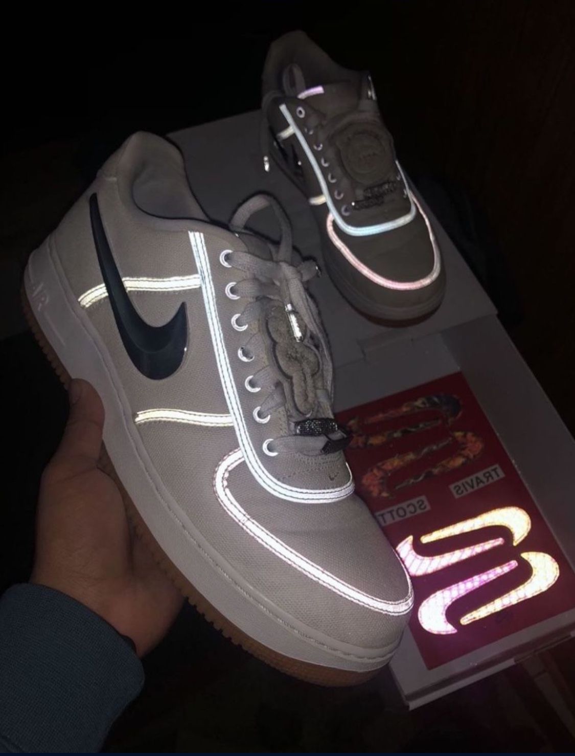 travis scott air forces size 8
