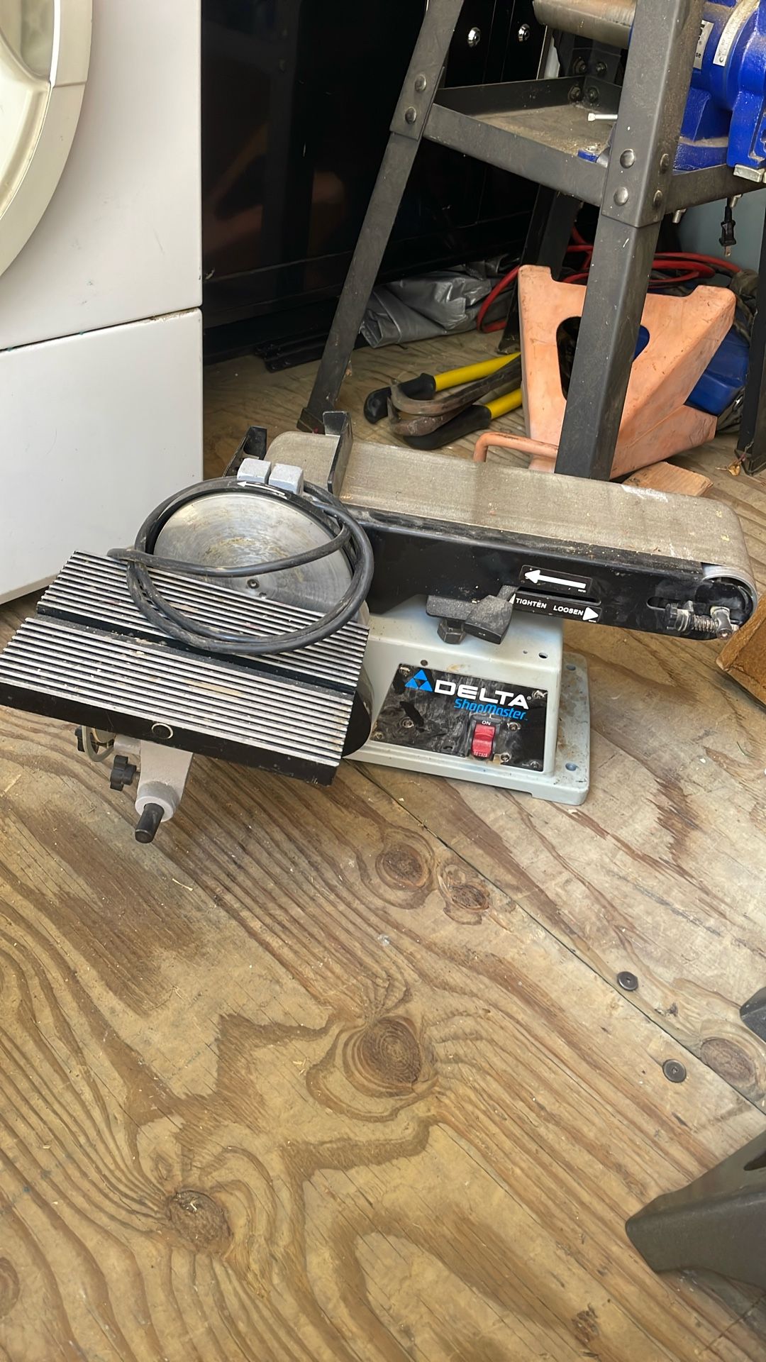 Delta Shop Master -Belt Sander