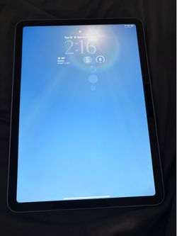 iPad Air M2 w/ Apple Pen Pro