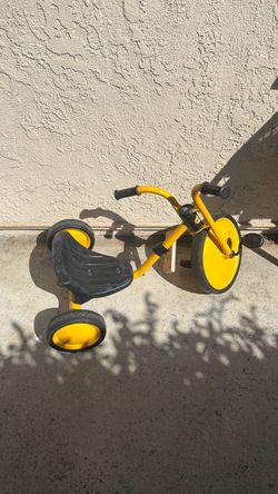 Kids big wheels style trike