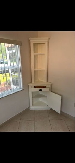 White Wood Corner Cabinet with Shelves