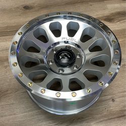 Fuel Off-road Vector D647 Machined 17x8.5 +7 6x139.7 6x5.5 (Brand New Set of 4)