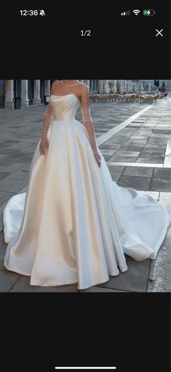 Elegant Satin Princess Wedding Dress – Size 12–14
