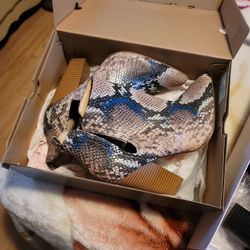 Selling Shoes And Boots