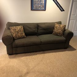 Ethan Allen Couch And 2 Throw Pillows 
