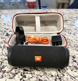 JBL Flip 4 Portable Bluetooth Speaker