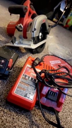 New skill saw With blades