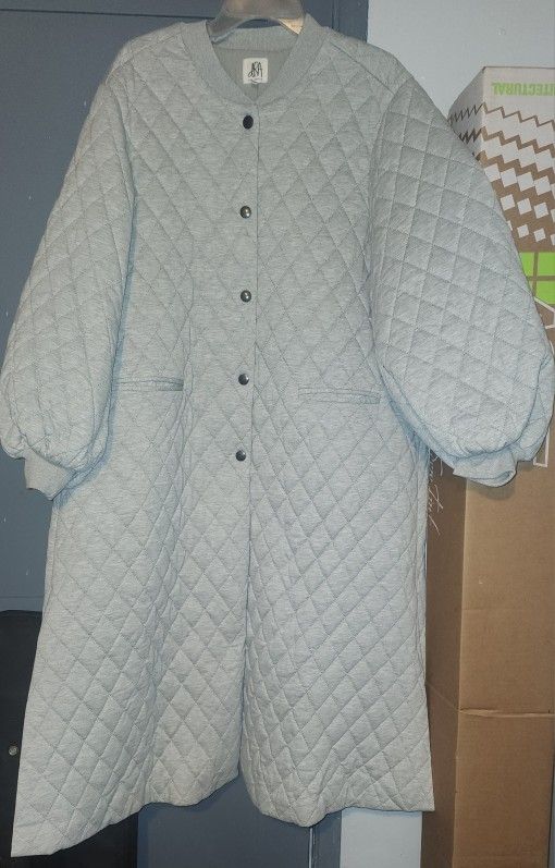 Brand New Size L. (color Gray) Model-dRA