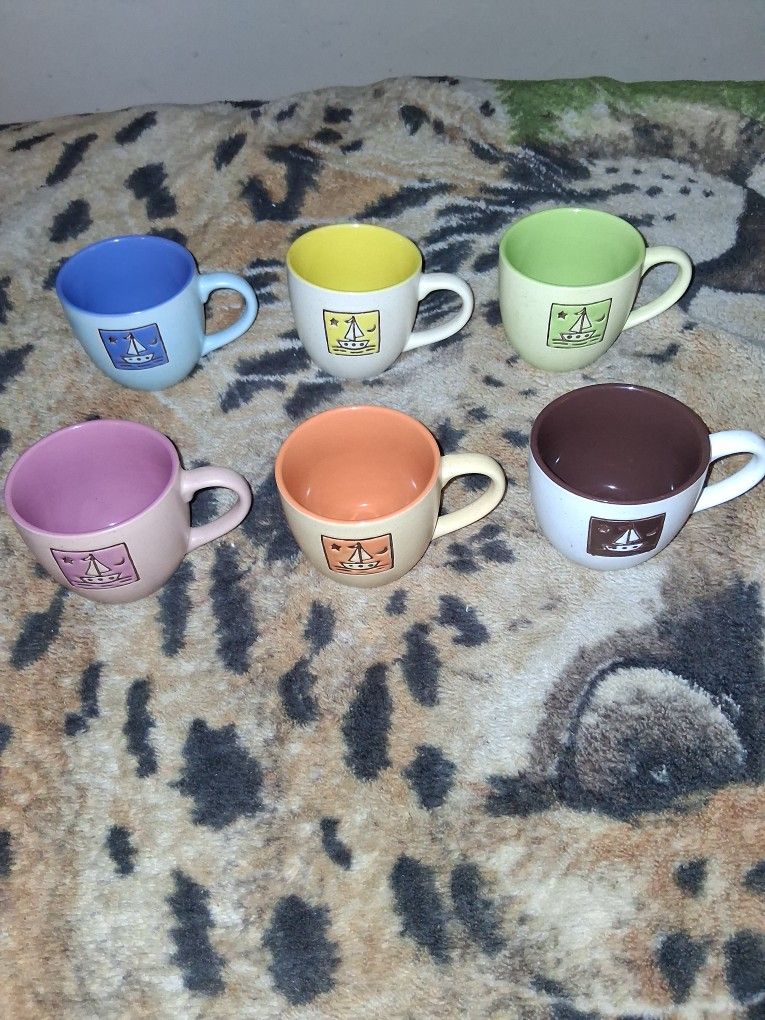 6 Small Coffee Cups..