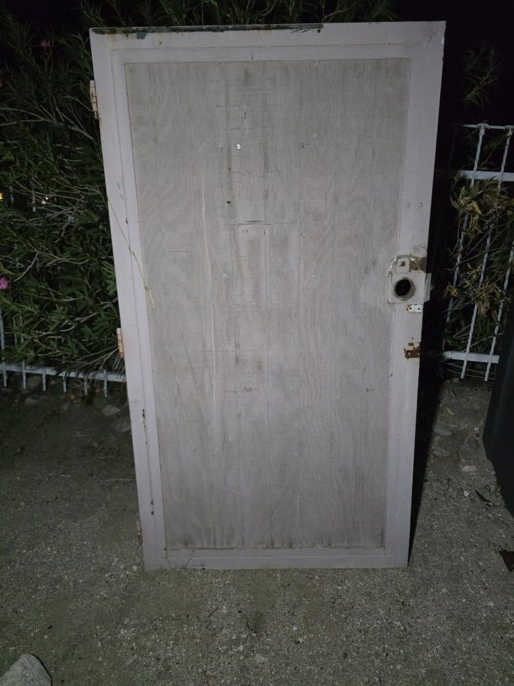 Gate/door 