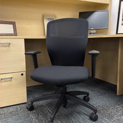Teknion Office Task Chair