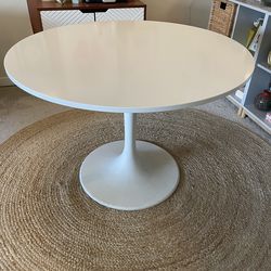 Free! IKEA Docksta table