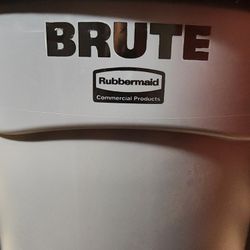 4 Rubbermaid Brute GarbageCan. $45.00